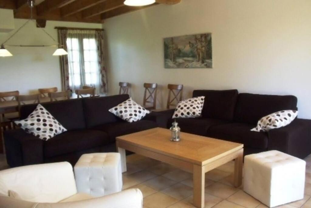 Grande Maison Avec Parc De 6000M2 Pompiey Екстер'єр фото