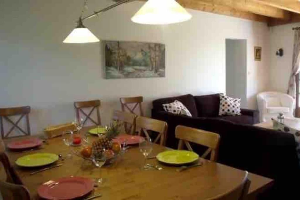 Grande Maison Avec Parc De 6000M2 Pompiey Екстер'єр фото